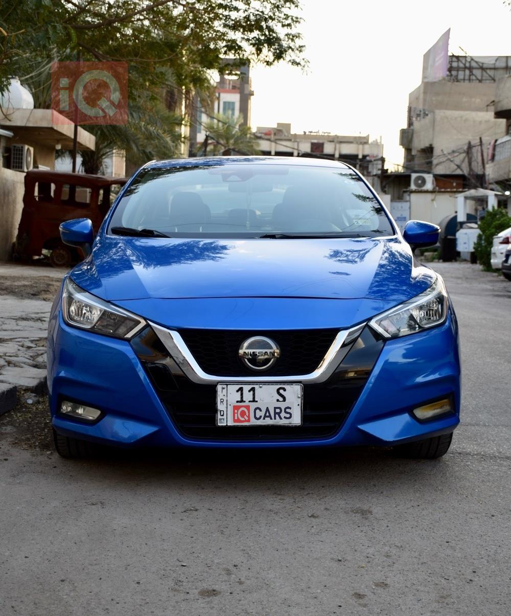 نيسان فيرسا